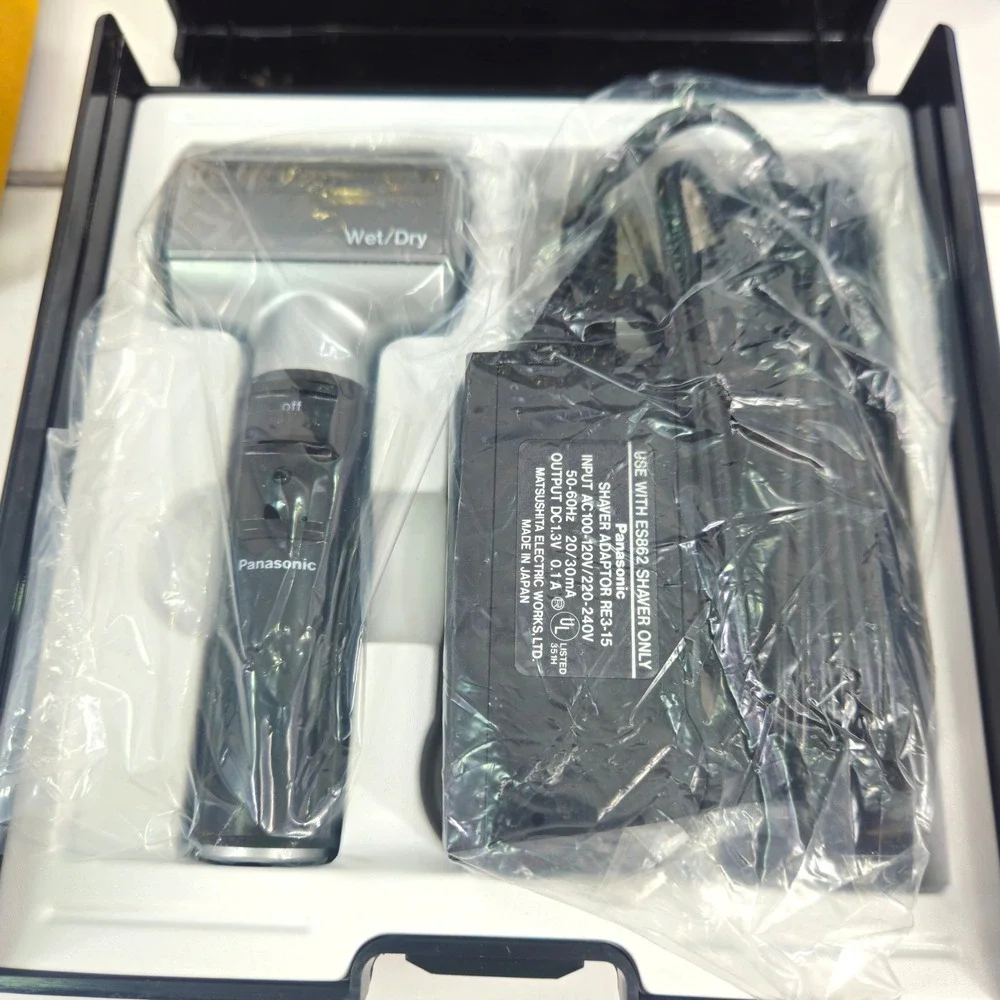 New Panasonic Mr Whisk Wet Dry Shaver ES862 Electric Shaver For Men w/ hard case